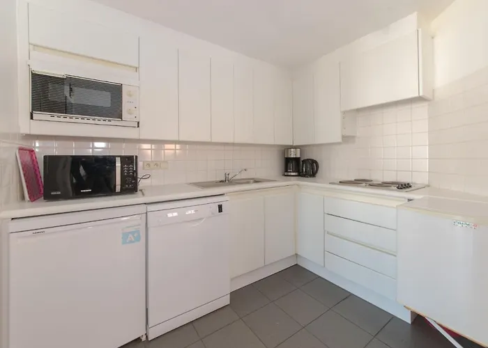 Jong & Blij 6 With Amazing Views By Interhome Appartement